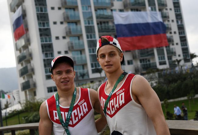Российские гимнасты Никита Нагорный и Иван Стретович (справа) в Олимпийской деревне Российские гимнасты Никита Нагорный и Иван Стретович (справа) в Олимпийской деревне