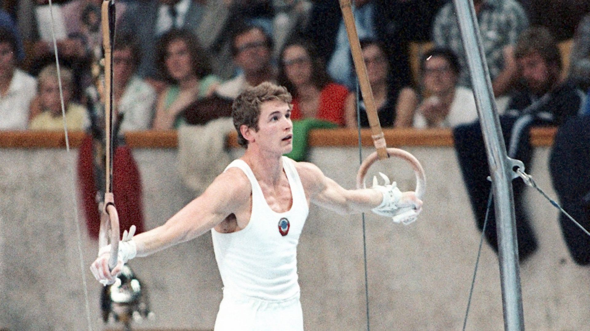 Олимпийский чемпион по спортивной гимнастике Александр Дитятин во время соревнований на XXII Олимпийских играх в Москве - РИА Новости, 1920, 14.10.2025