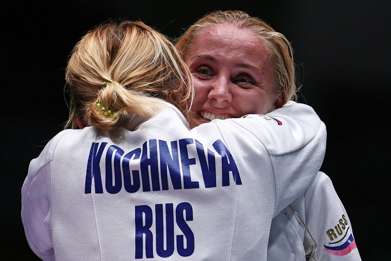 Слева направо: Виолетта Колобова и Ольга Кочнева