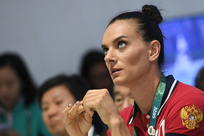 Двукратная олимпийская чемпионка в прыжках с шестом Елена Исинбаева