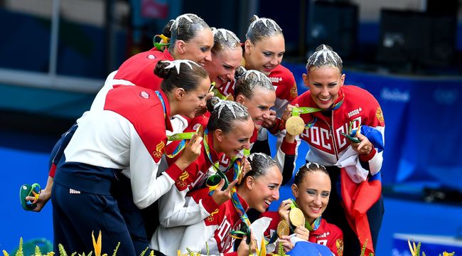 Спортсменки сборной России по синхронному плаванию Спортсменки сборной России по синхронному плаванию