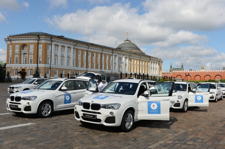 Церемония вручения автомобилей BMW российским спортсменам - победителям и призерам Игр XXXI Олимпиады в Рио-де-Жанейро Церемония вручения автомобилей BMW российским спортсменам - победителям и призерам Игр XXXI Олимпиады в Рио-де-Жанейро