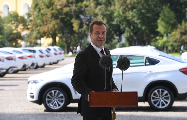 Председатель правительства РФ Дмитрий Медведев Председатель правительства РФ Дмитрий Медведев