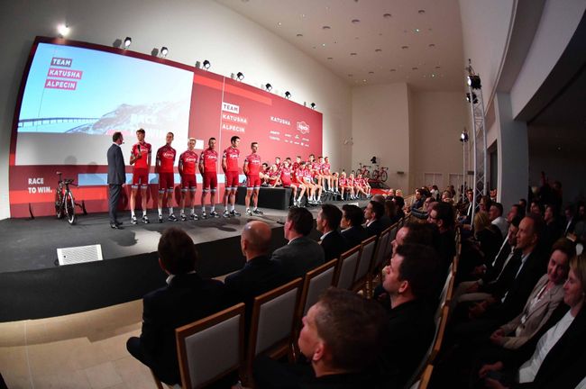 Презентация велокоманды Катюша Alpecin в декабре 2016 года