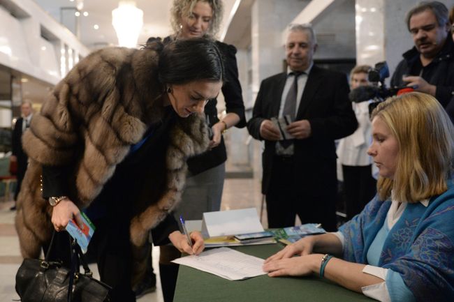 Елена Исинбаева Елена Исинбаева