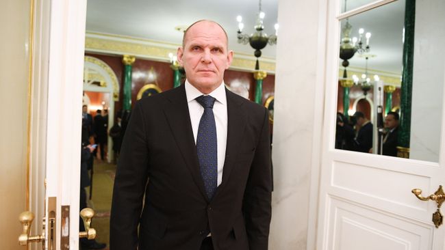 Александр Карелин
