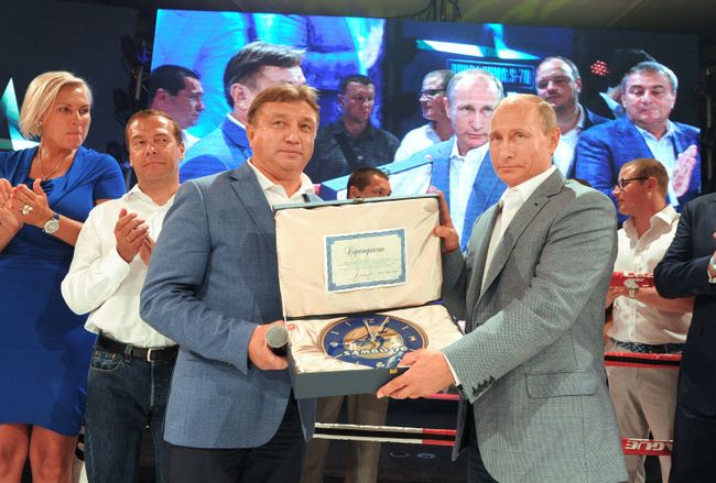 Владимир Путин, Ренат Лайшев, Дмитрий Медведев и Наталья Рагозина (справа налево)