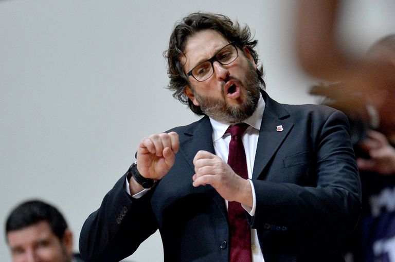 Главный тренер Бамберга Андреа Тринкьери Главный тренер Бамберга Андреа Тринкьери