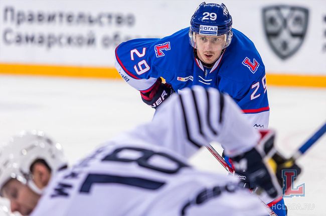 Хоккеист Александр Бумагин
