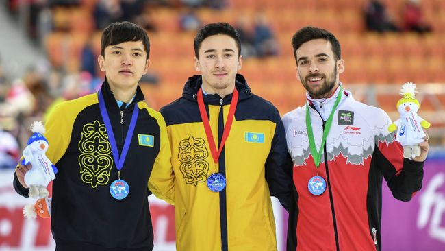 Абзал Ажгалиев, Денис Никиша и Франсуа Амлен (слева направо) Абзал Ажгалиев, Денис Никиша и Франсуа Амлен (слева направо)