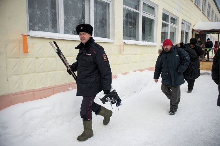 Участники зимней спартакиады в селе Кондратьево Омской области Участники зимней спартакиады в селе Кондратьево Омской области