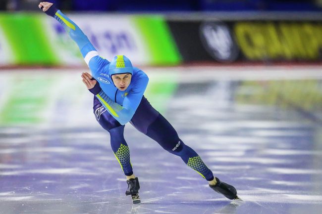 Роман Креч выступает на чемпионате мира по конькобежному спорту в спринтерском многоборье Роман Креч выступает на чемпионате мира по конькобежному спорту в спринтерском многоборье