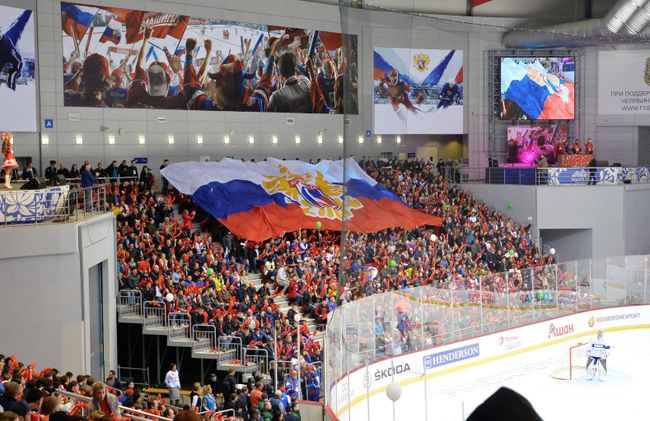 Болельщики олимпийской сборной России по хоккею Болельщики олимпийской сборной России по хоккею