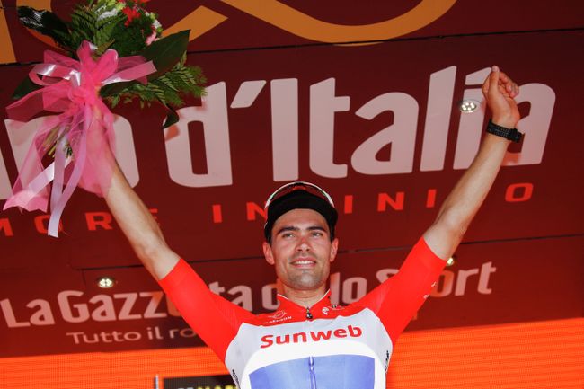Голландский велогонщик команды Sunweb Том Дюмулен