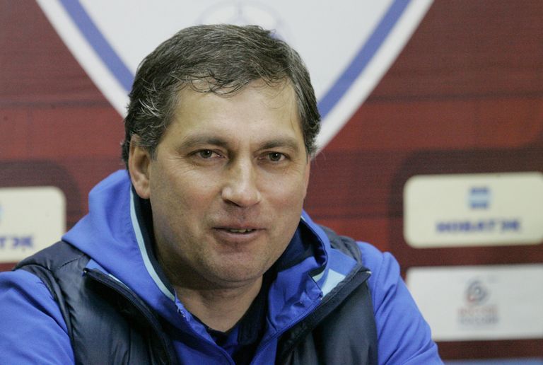 Главный тренер ФК Оренбург Роберт Евдокимов Главный тренер ФК Оренбург Роберт Евдокимов