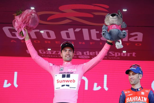 Голландский велогонщик Sunweb Том Дюмулен