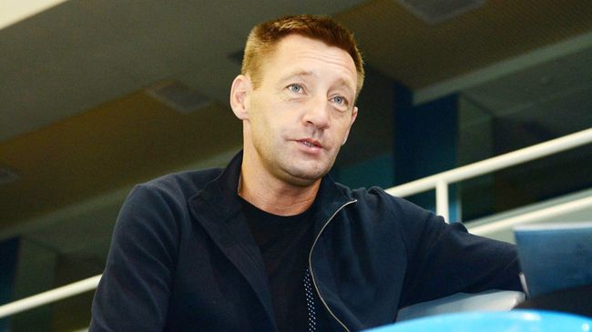 Главный тренер Крыльев Советов Андрей Тихонов Главный тренер Крыльев Советов Андрей Тихонов