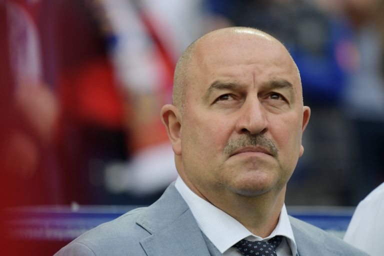 Главный тренер сборной России Станислав Черчесов Главный тренер сборной России Станислав Черчесов