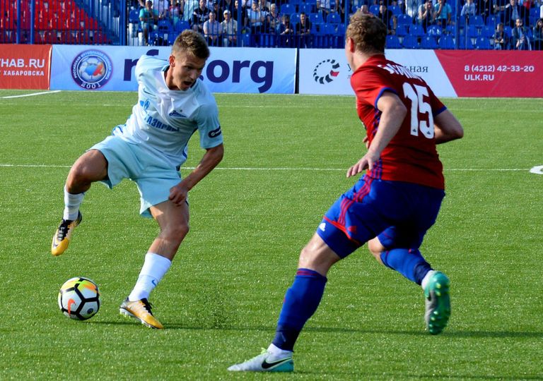 Игровой момент матча Россия СКА-Хабаровск - Зенит Игровой момент матча Россия СКА-Хабаровск - Зенит