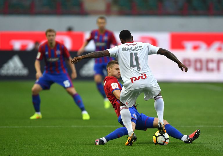Игровой момент матча Локомотив - СКА-Хабаровск