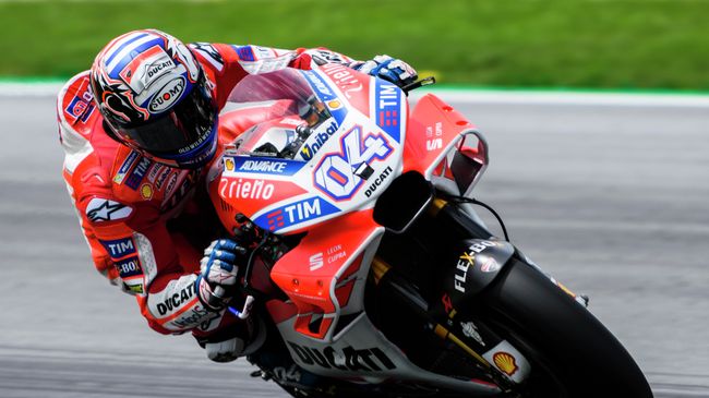 Итальянец Андреа Довициозо из Ducati Team