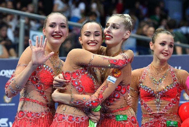 Спортсменки сборной России по художественной гимнастике Спортсменки сборной России по художественной гимнастике