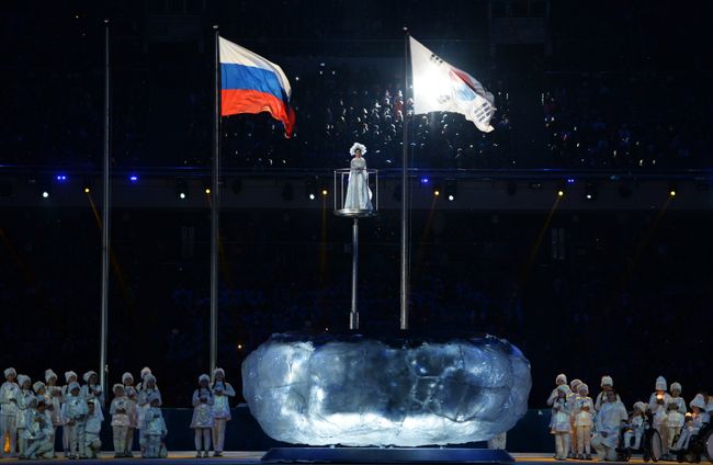 Национальные флаги России и Южной Кореи Национальные флаги России и Южной Кореи