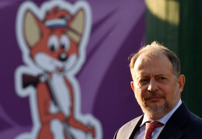 Владимир Лисин Владимир Лисин