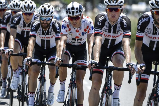 Велогонщики команды Sunweb