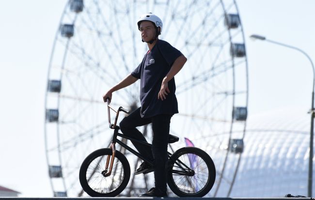Участник чемпионата России по BMX-фристайлу