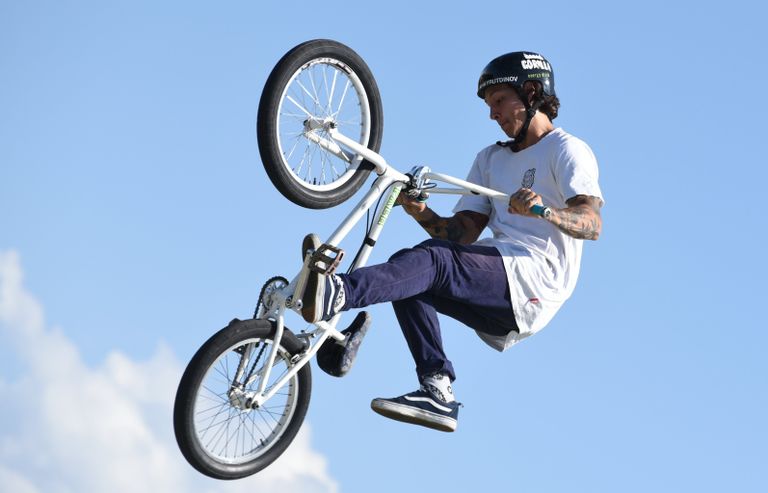 Участник чемпионата России по BMX-фристайлу