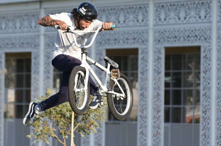 Участник чемпионата России по BMX-фристайлу