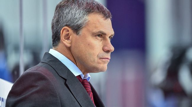 Главный тренер Локомотива Дмитрий Квартальнов Главный тренер Локомотива Дмитрий Квартальнов