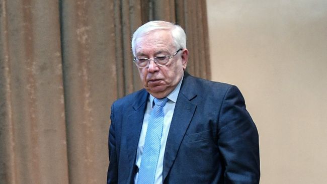 Владимир Лукин