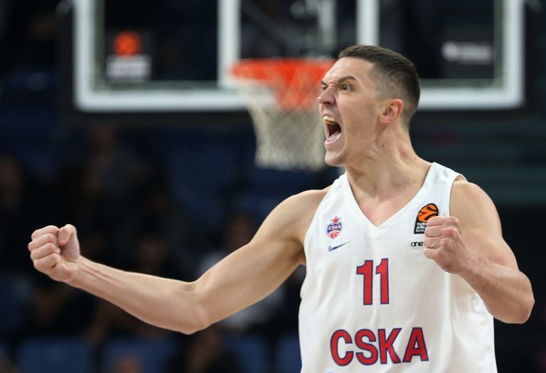 Форвард ЦСКА Семен Антонов Форвард ЦСКА Семен Антонов