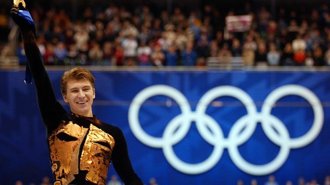 Алексей Ягудин после победы на ОИ-2002 в Солт-Лейк-Сити Алексей Ягудин после победы на ОИ-2002 в Солт-Лейк-Сити