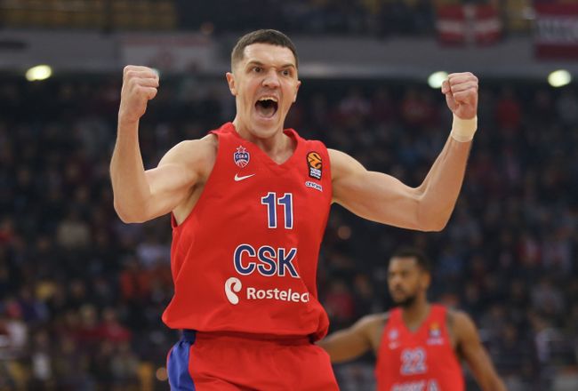 Форвард ЦСКА Семен Антонов Форвард ЦСКА Семен Антонов