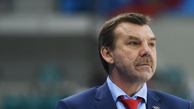 Главный тренер сборной России Олег Знарок Главный тренер сборной России Олег Знарок
