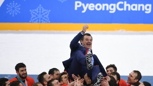 Главный тренер российских хоккеистов Олег Знарок
