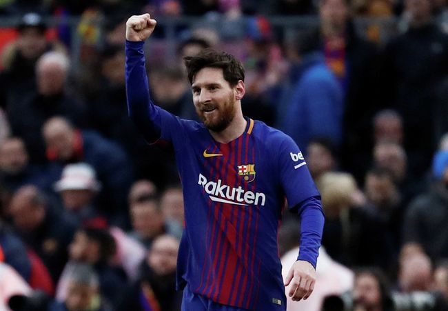 Форвард Барселоны Лионель Месси Форвард Барселоны Лионель Месси