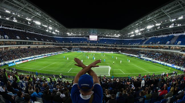 Во время матча 32-го тура ФНЛ Балтика - Крылья Советов Во время матча 32-го тура ФНЛ Балтика - Крылья Советов
