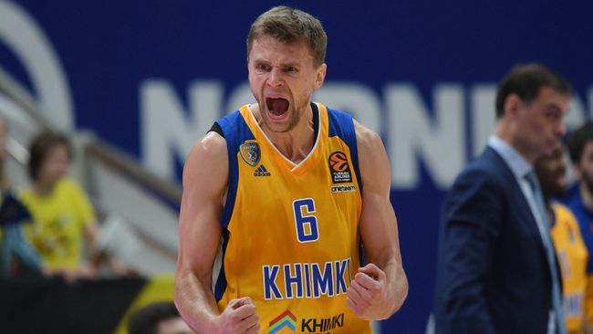 Защитник БК Химки Егор Вяльцев 