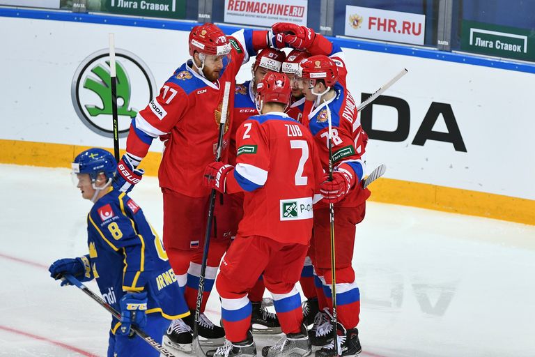 Хоккеисты сборной России