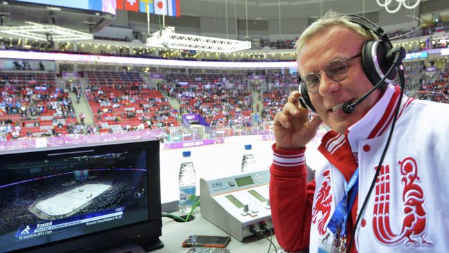 Двукратный олимпийский чемпион, семикратный чемпион мира и двукратный обладатель кубка Стэнли Вячеслав Фетисов во время зимних Олимпийских игр 2014 года в Сочи Двукратный олимпийский чемпион, семикратный чемпион мира и двукратный обладатель кубка Стэнли Вячеслав Фетисов во время зимних Олимпийских игр 2014 года в Сочи