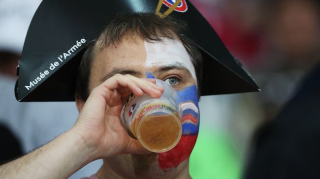 Российский болельщик Российский болельщик