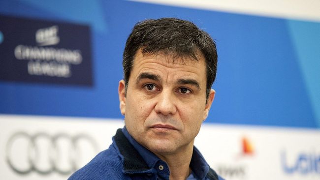 Амброс Мартин