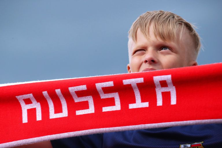 Сборная России по футболу встретилась с болельщиками Сборная России по футболу встретилась с болельщиками