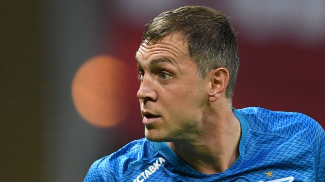 Нападающий Зенита Артём Дзюба