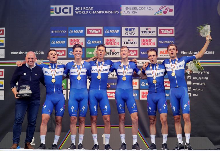 Бельгийская велокоманда Quick-Step Floors Бельгийская велокоманда Quick-Step Floors
