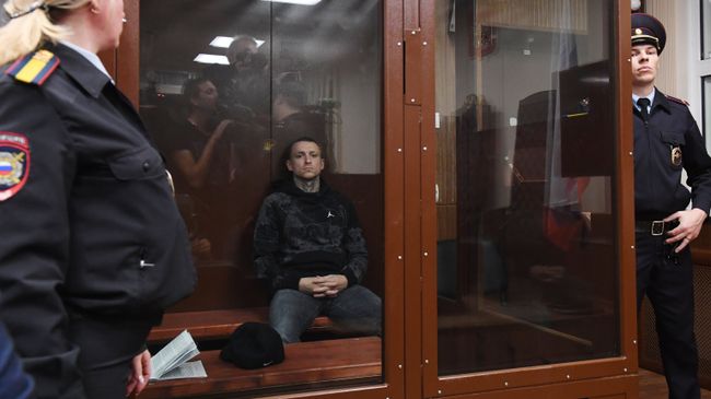 Рассмотрение ходатайства следствия об аресте А. Кокорина и П. Мамаева